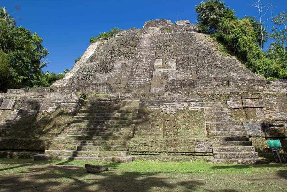 Lamanai and Scenic Boat Ride from Belize City